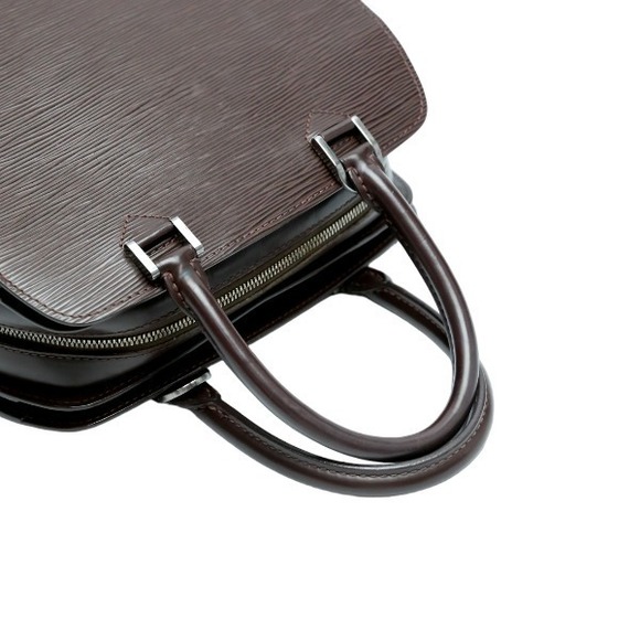 Louis Vuitton Epi Pont Neuf Handbag - Picture 10 of 14